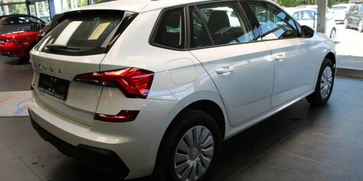 Skoda Kamiq 1.0 TSI Essence 34.139 km 17.480 &euro; Euskirchen 53881