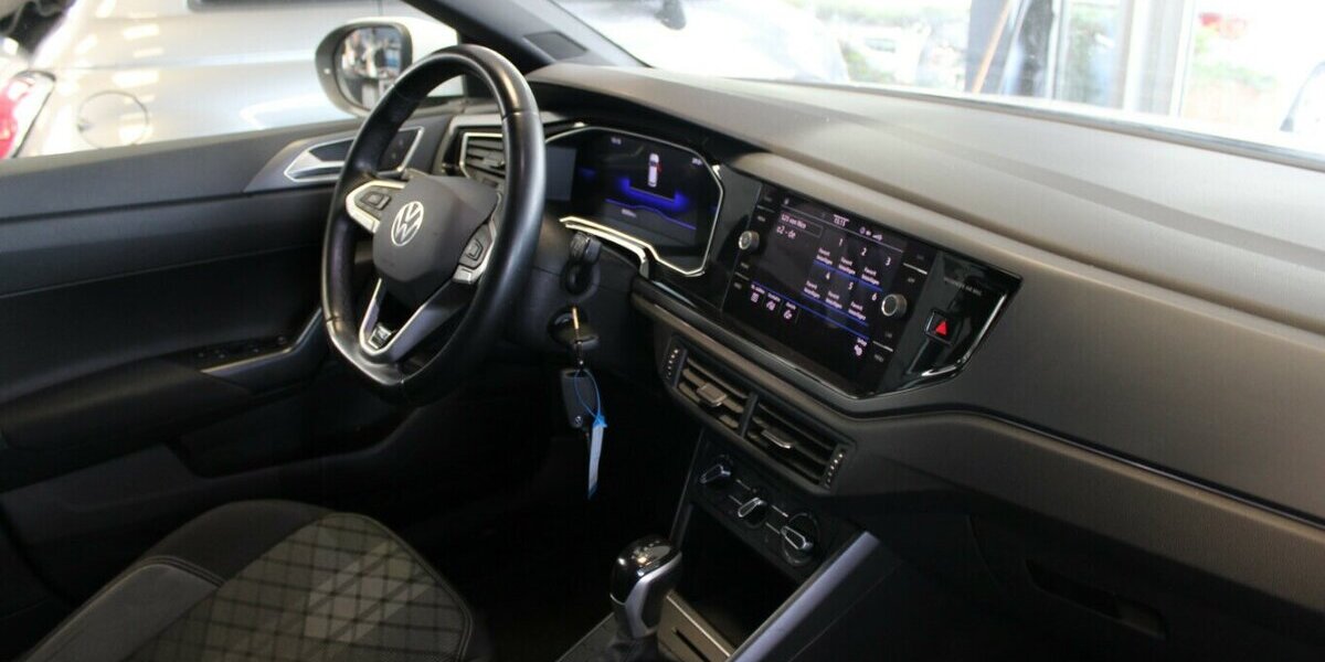 VW Taigo 1.0 TSI OPF DSG R-Line 85.054 km 18.980 &euro; Euskirchen 53881