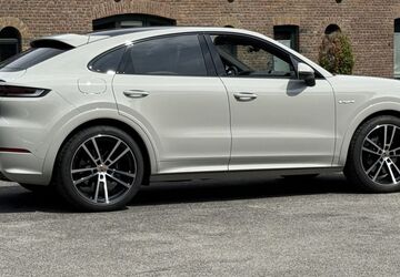 Porsche Cayenne 9.900 km 124.790 &euro; Frechen (bei Köln) 50226