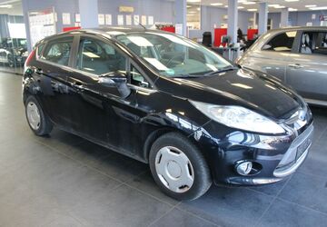 Ford Fiesta 83.440 km 4.980 &euro; Euskirchen 53881