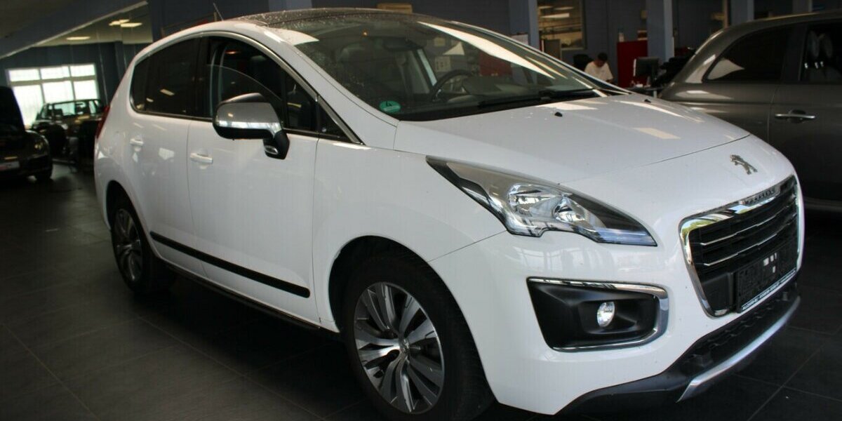 Peugeot 3008 All PurTECH 130 - Panorama - 98.263 km 8.980 &euro; Euskirchen 53881