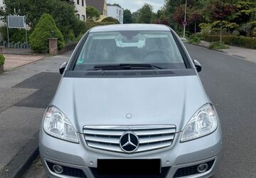 Mercedes-Benz A 180 88.000 km 9.200 &euro; Bonn 53175