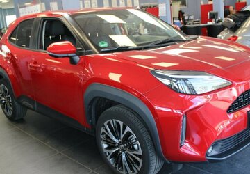 Toyota Yaris Cross 1.5 Aut. 360° Kamera 28.138 km 23.980 &euro; Euskirchen 53881