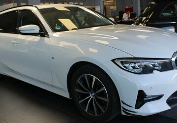 BMW 318 318D Sport Line 74.989 km 18.980 &euro; Euskirchen 53881