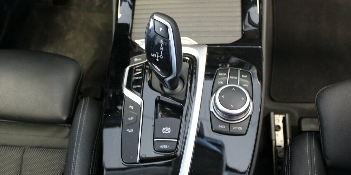 BMW X3 xDrive20d Aut. xLine 97.509 km 29.980 &euro; Euskirchen 53881