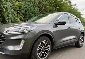 Ford Kuga 102.000 km 18.700 &euro; Königswinter 53639