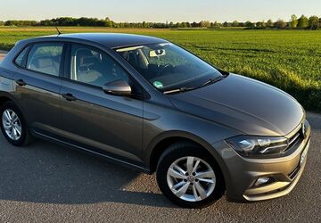 VW Polo 96.000 km 16.999 &euro; Niederkassel 53859