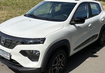 Dacia Spring 9.900 km 11.900 &euro; Königswinter 53639