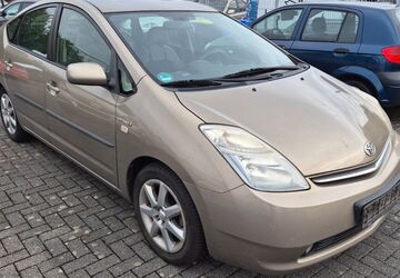 Toyota Prius 297.000 km 3.750 &euro; Wesseling 50389