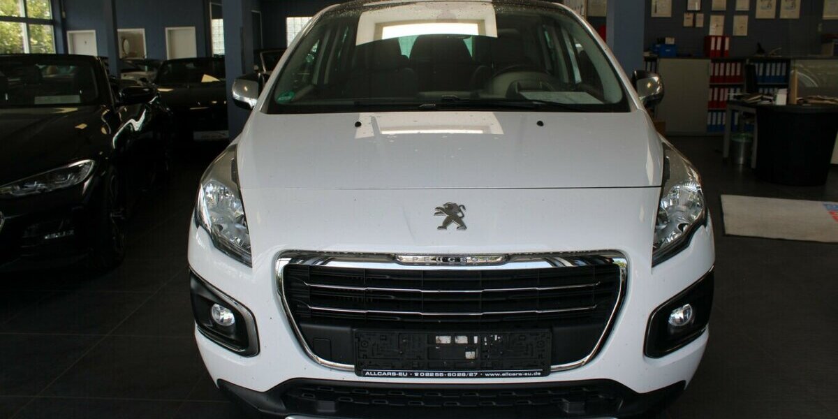 Peugeot 3008 All PurTECH 130 - Panorama - 98.263 km 8.980 &euro; Euskirchen 53881