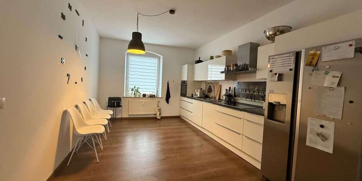 Etagenwohnung Rheinbach - 4 Zimmer, 120 m&sup2;, 1.320&euro; | Angebot:27245565