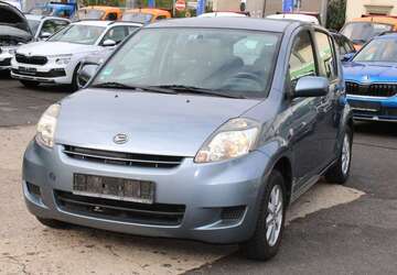 Daihatsu Sirion 188.000 km 2.490 &euro; Bonn 53225