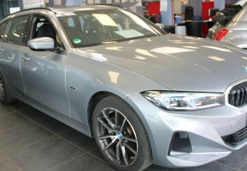 BMW 320 320e Touring Aut. - Panorama - 101.175 km 22.980 &euro; Euskirchen 53881