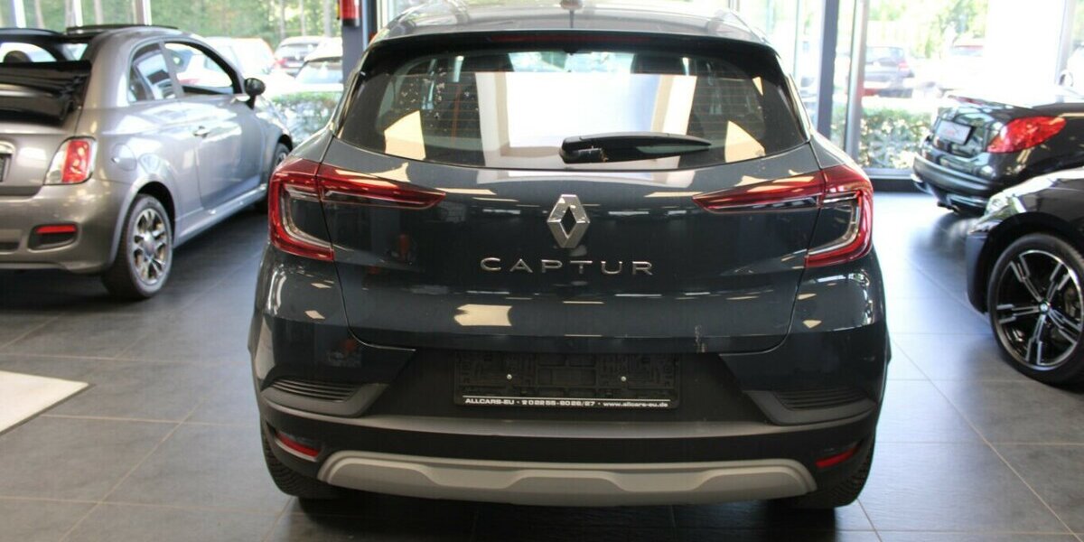 Renault Captur TCe Mild Hibrid 140 GPF EQUILIBRE 86.838 km 14.980 &euro; Euskirchen 53881