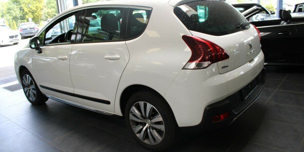 Peugeot 3008 All PurTECH 130 - Panorama - 98.263 km 8.980 &euro; Euskirchen 53881