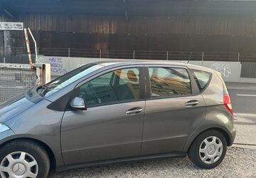 Mercedes-Benz A 180 202.978 km 2.350 &euro; Bonn Beuel 53227