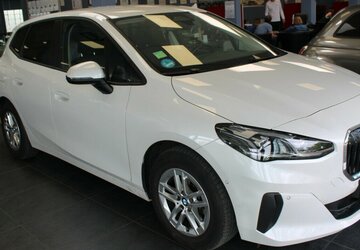 BMW 218 218d Active Tourer Aut. 32.270 km 25.980 &euro; Euskirchen 53881