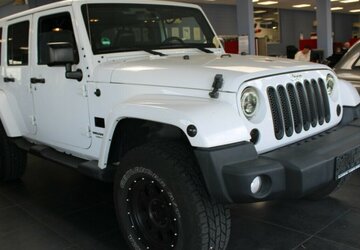 Jeep Wrangler Unlimited 2.8 CRD DPF Aut. Sahara 125.220 km 24.980 &euro; Euskirchen 53881