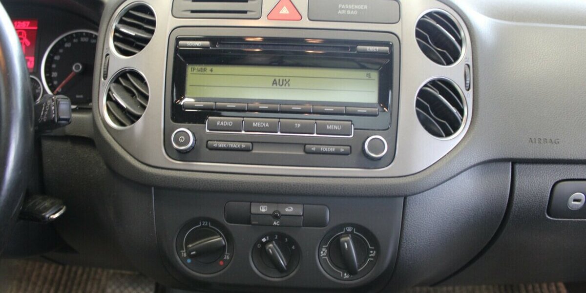 VW Tiguan 2.0 TDI Aut. - Panorama - AHK - 87.627 km 11.480 &euro; Euskirchen 53881
