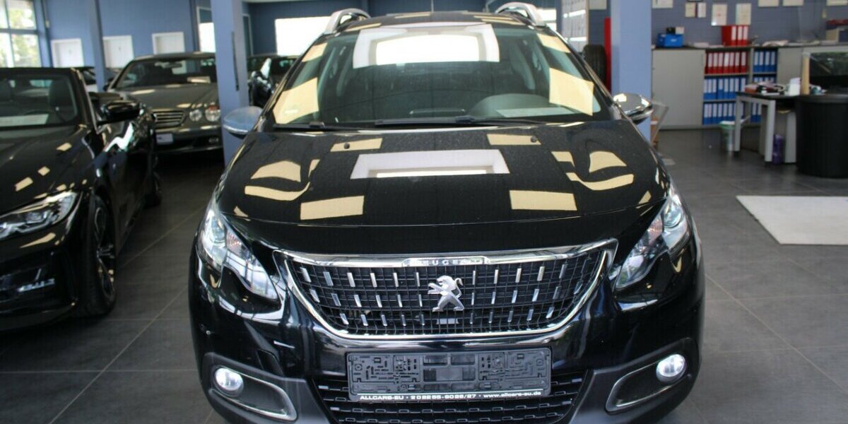 Peugeot 2008 BlueHDi 100 Style - Panorama - 134.357 km 8.980 &euro; Euskirchen 53881
