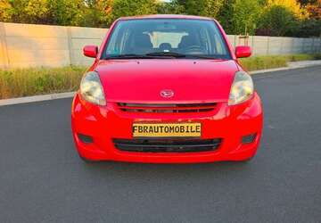 Daihatsu Sirion 118.500 km 2.300 &euro; Bonn 53227