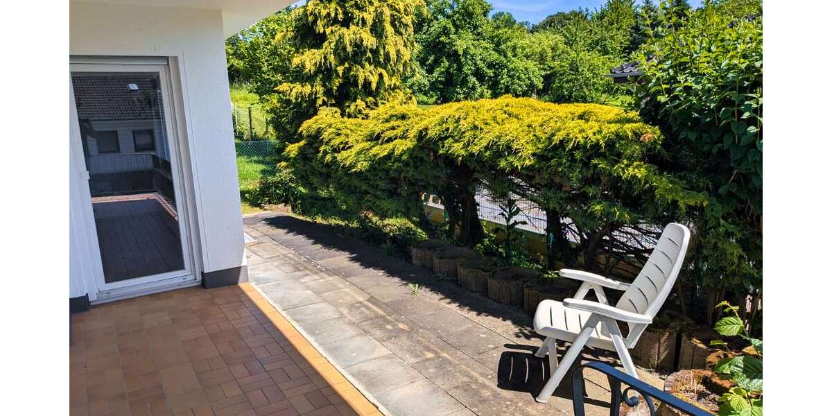 Etagenwohnung Königswinter - 3 Zimmer, 120 m&sup2;, 1.150&euro; | Angebot:27384405